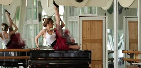  Alla Zadornaya best and hottest ballerina!